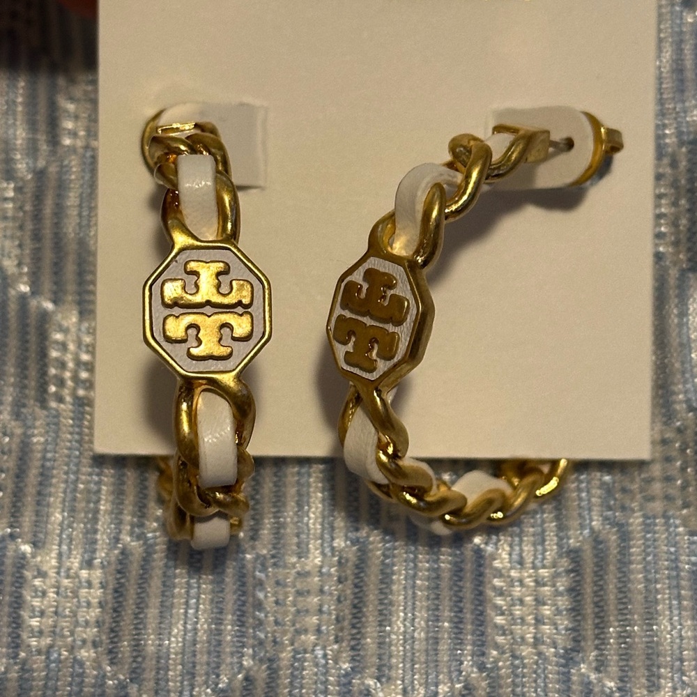 Tory Burch Gold and White Chain Hoop Earrings - Picture 2 of 3